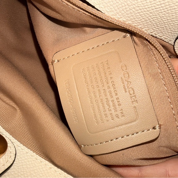 Brand New White & Black Lillie Coach Purse - Picture 5 of 6